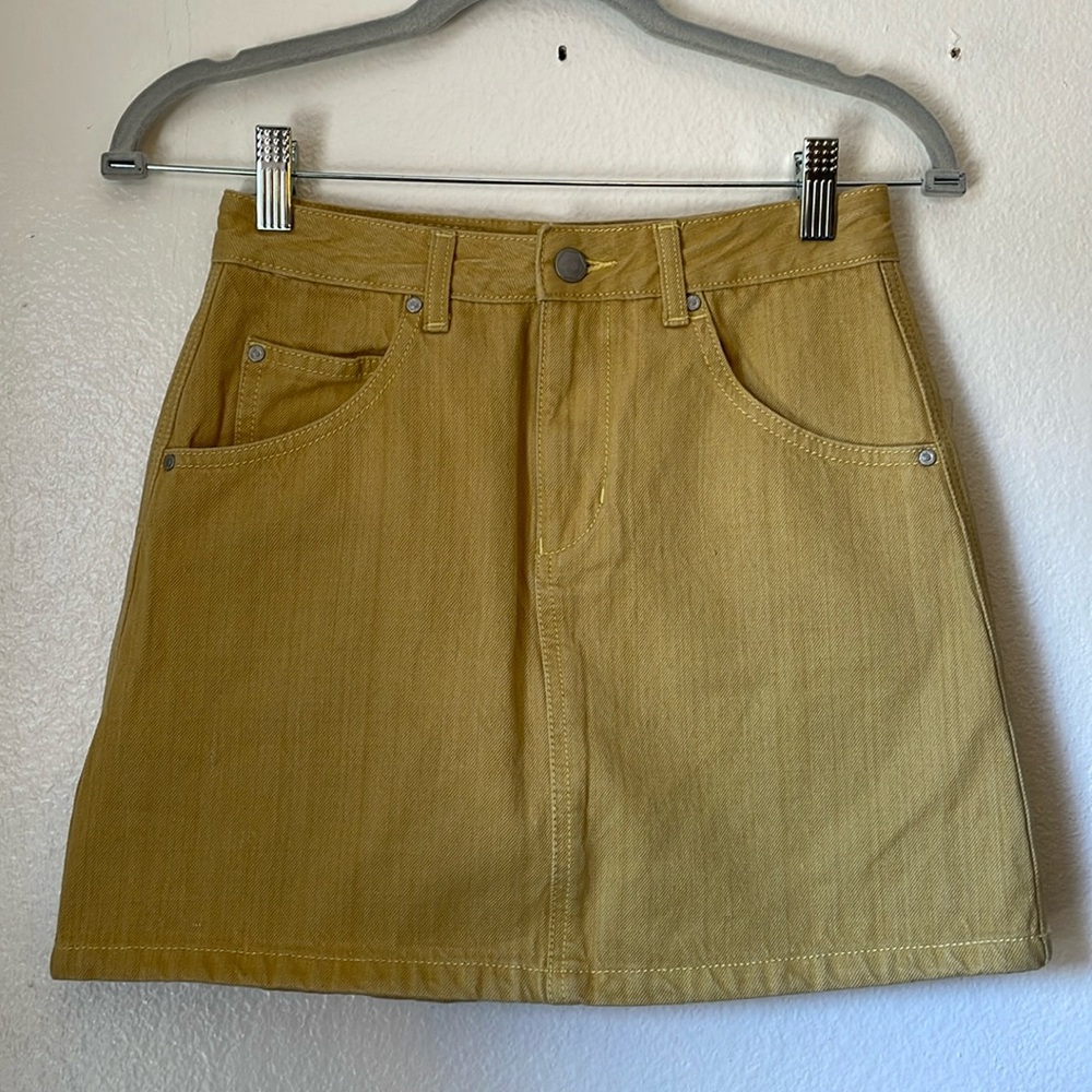 Industry of all nations Yellow skirt